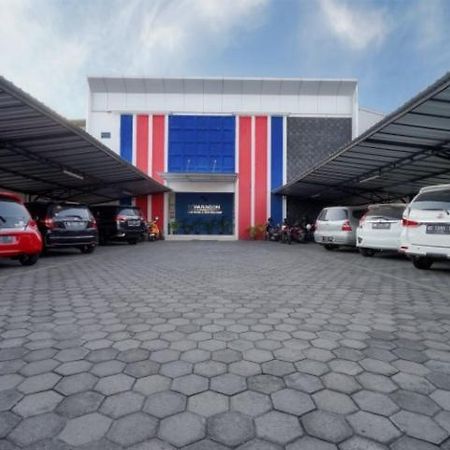 D'Paragon Flamboyan Yogyakarta Exterior foto