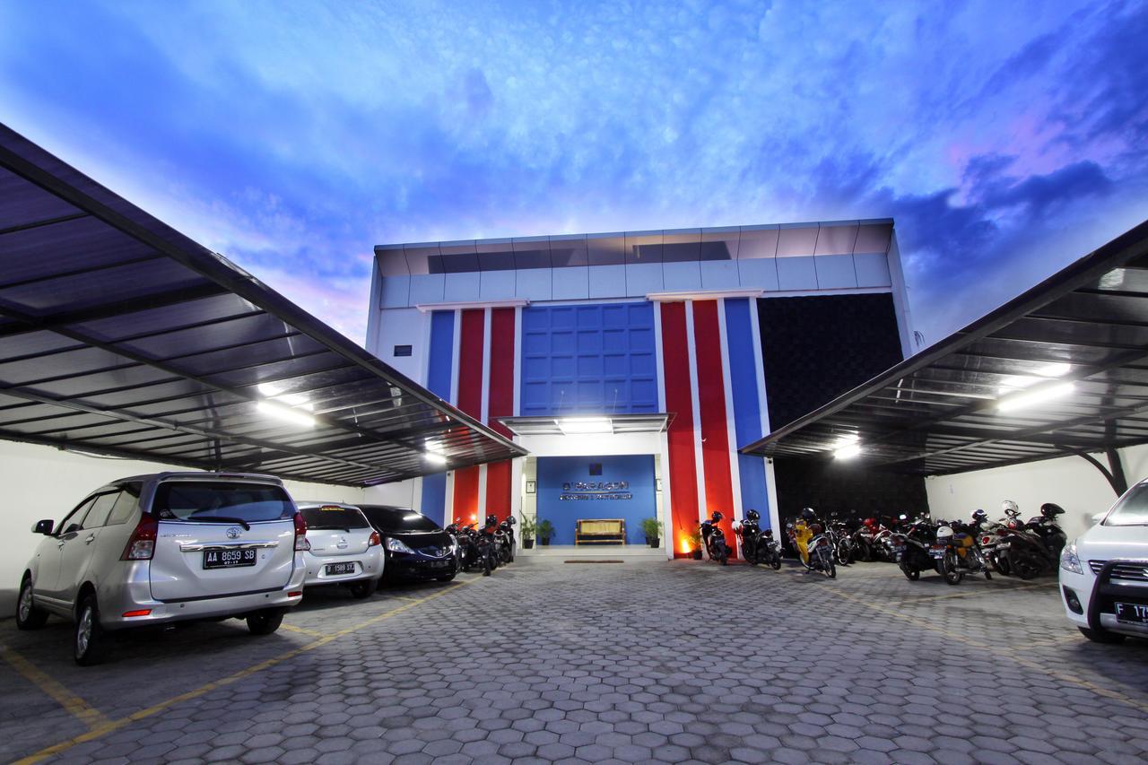 D'Paragon Flamboyan Yogyakarta Exterior foto